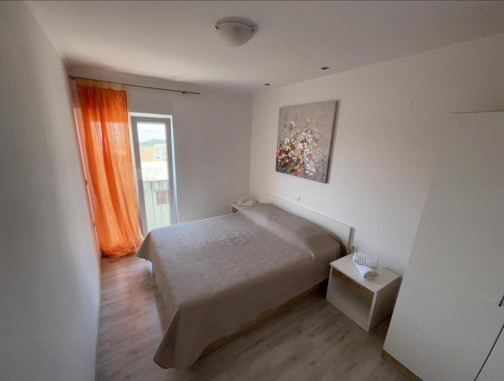 Apartments Pivac Makarska Zimmer foto